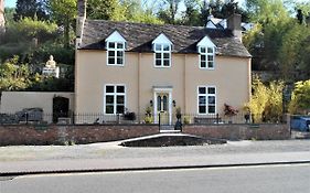 Riverside Bed & Breakfast